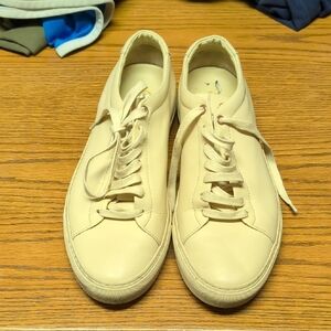 Good Man Brand Men's Cream Sneakers